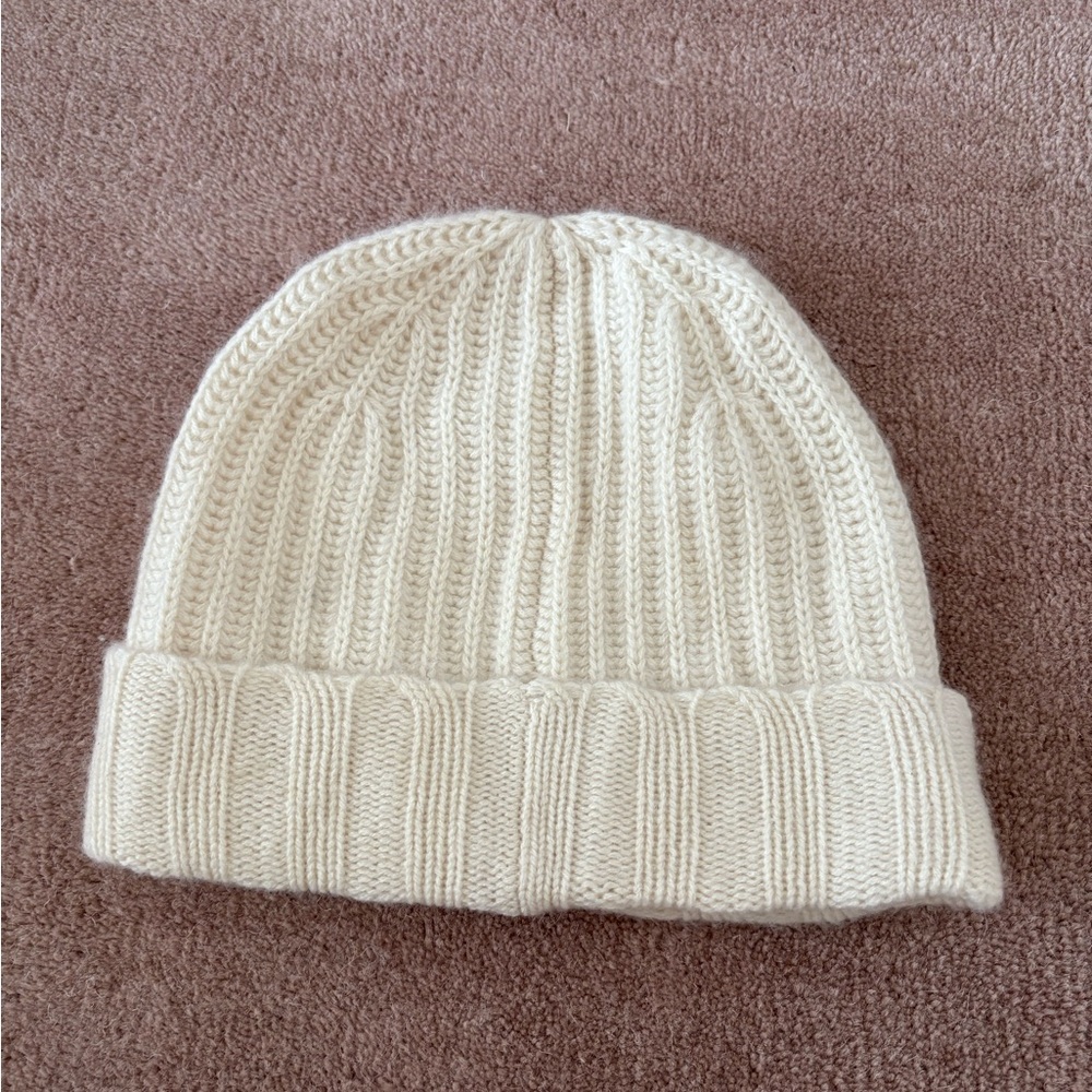 Cashmere Knit Hat - Picture 5 of 5